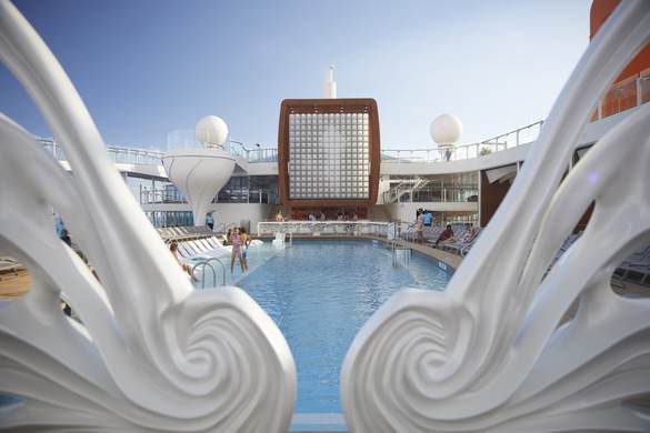 Celebrity Cruises, Celebrity Edge, Resort Deck 1 ©CEL.jpg